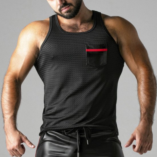 TOP LOOK AT HARDER VERMELHO...