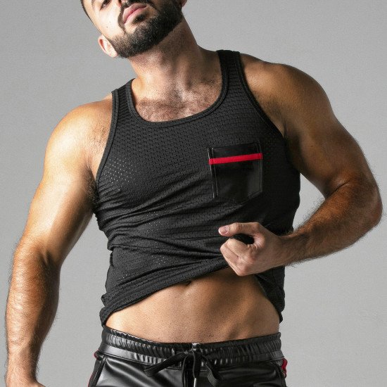 TOP LOOK AT HARDER VERMELHO...