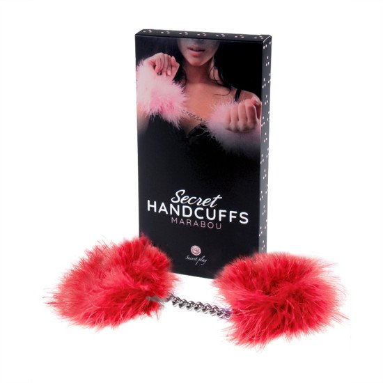ALGEMAS DE PLUMAS VERMELHAS...