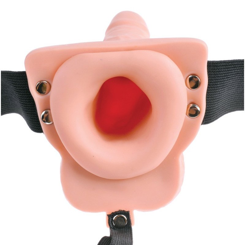 ARNÊS COM DILDO OCO...